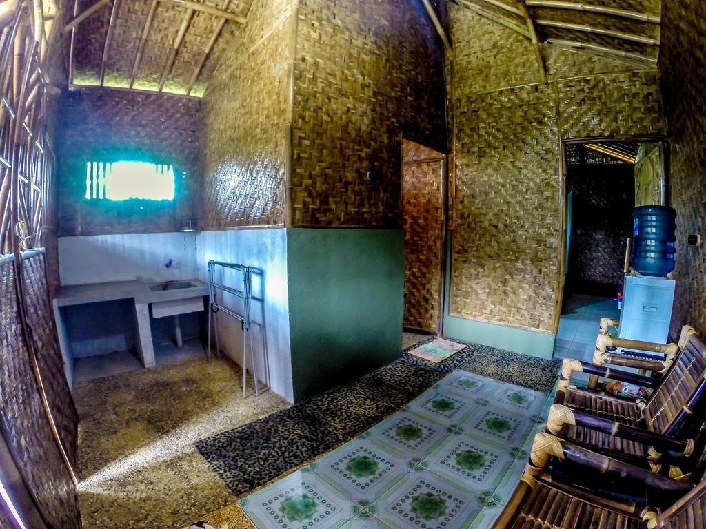Hotel Bale'Ku à Pangandaran Extérieur photo