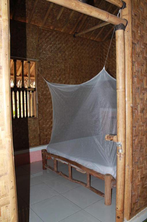 Hotel Bale'Ku à Pangandaran Chambre photo