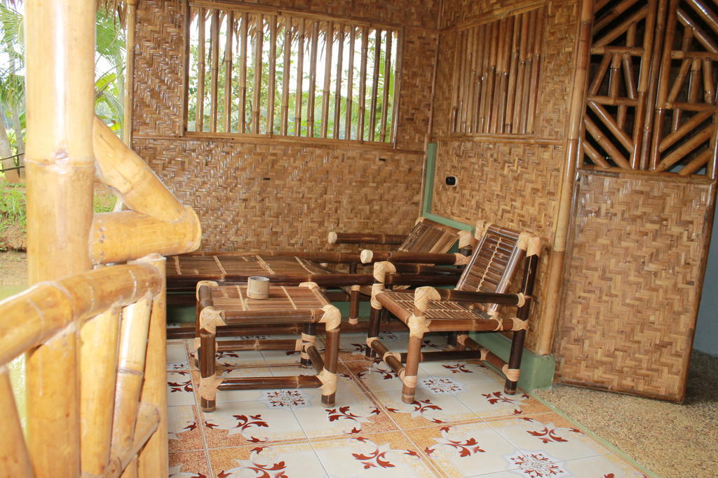 Hotel Bale'Ku à Pangandaran Chambre photo