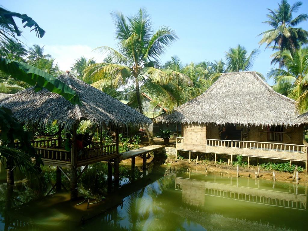 Hotel Bale'Ku à Pangandaran Chambre photo